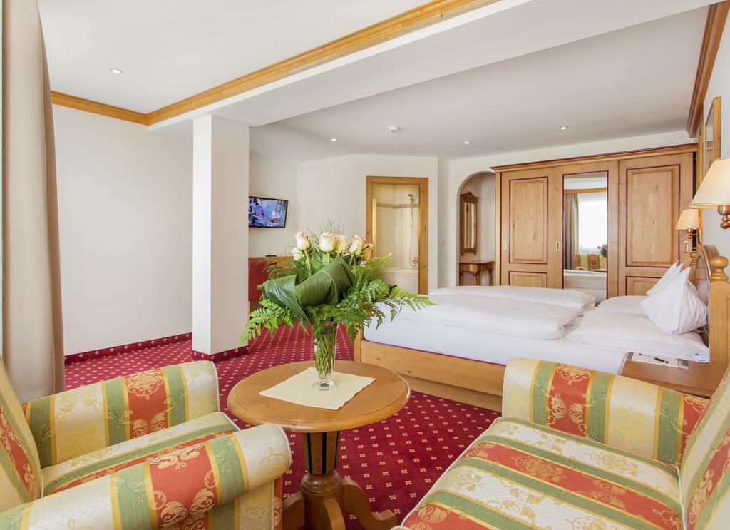 Hotel Edelweiss Hochsoelden Superior Sölden Quarto foto